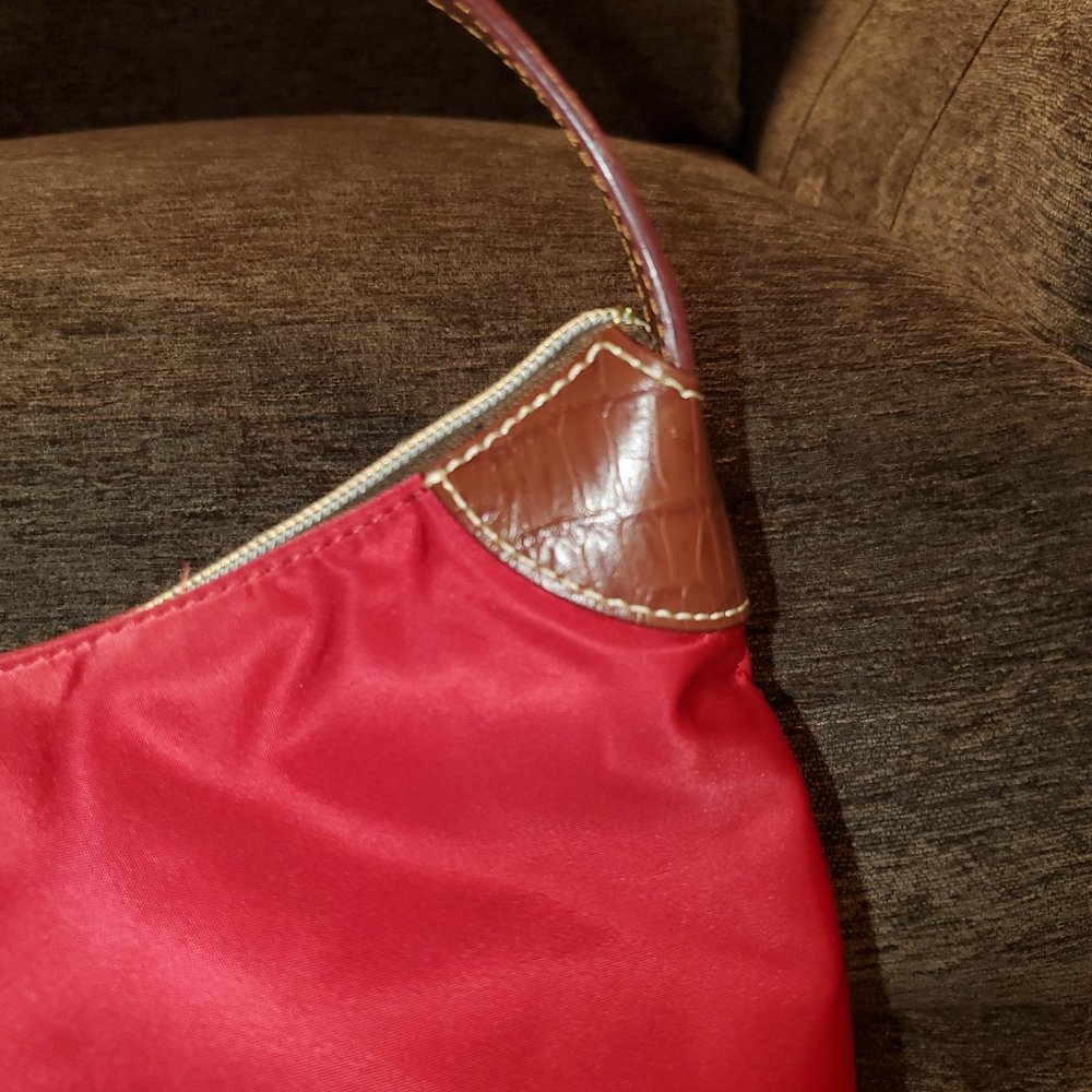 EUC Dooney&Bourke Red Red Nylon Hobo Shoulder bag - Picture 2 of 12